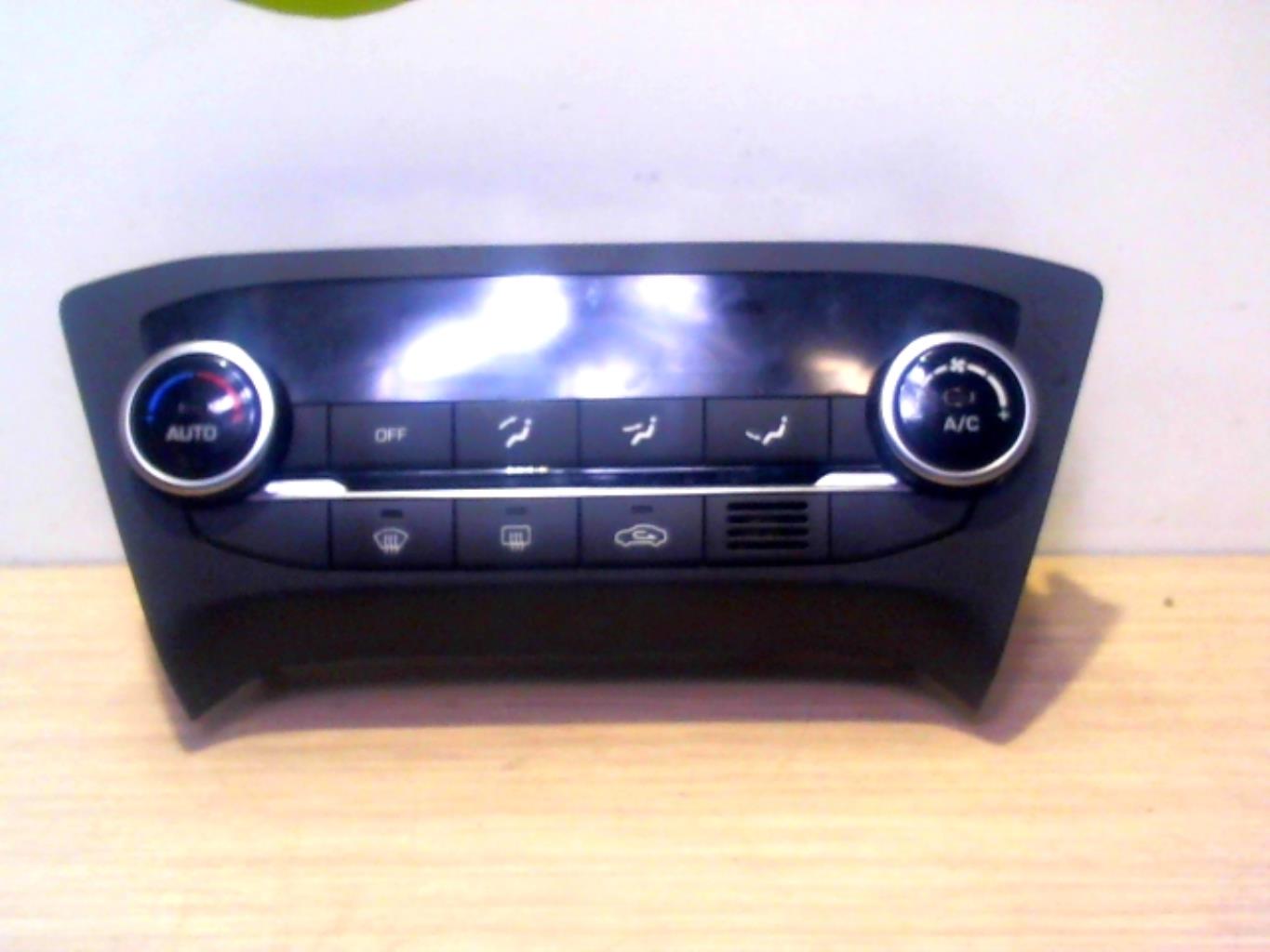 Commande chauffage HYUNDAI I 20 2 PHASE 1 Essence - 1