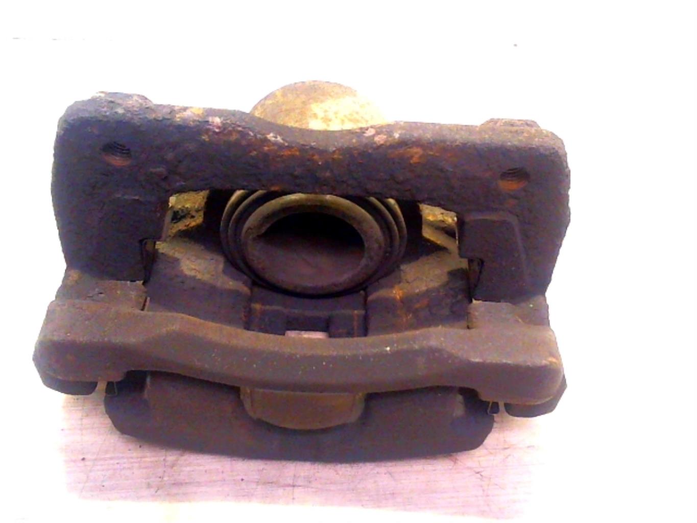 Etrier avant droit (freinage) CHRYSLER PT CRUISER PHASE 1 BREAK Diesel - 1