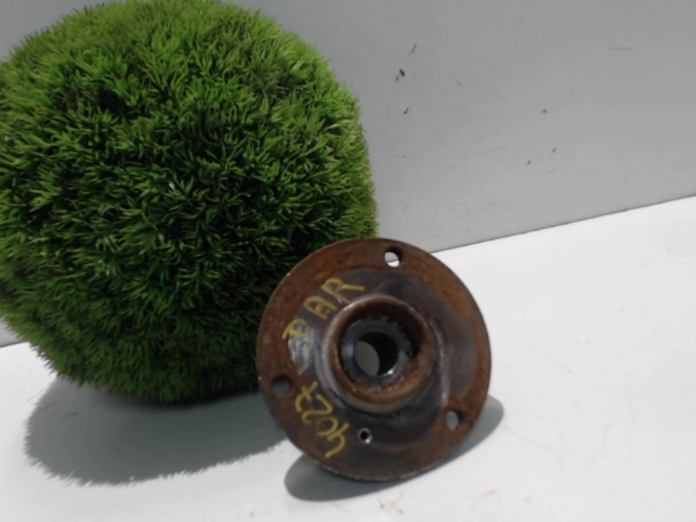 Moyeu arriere droit SMART FORTWO 2 COUPE Essence - 1