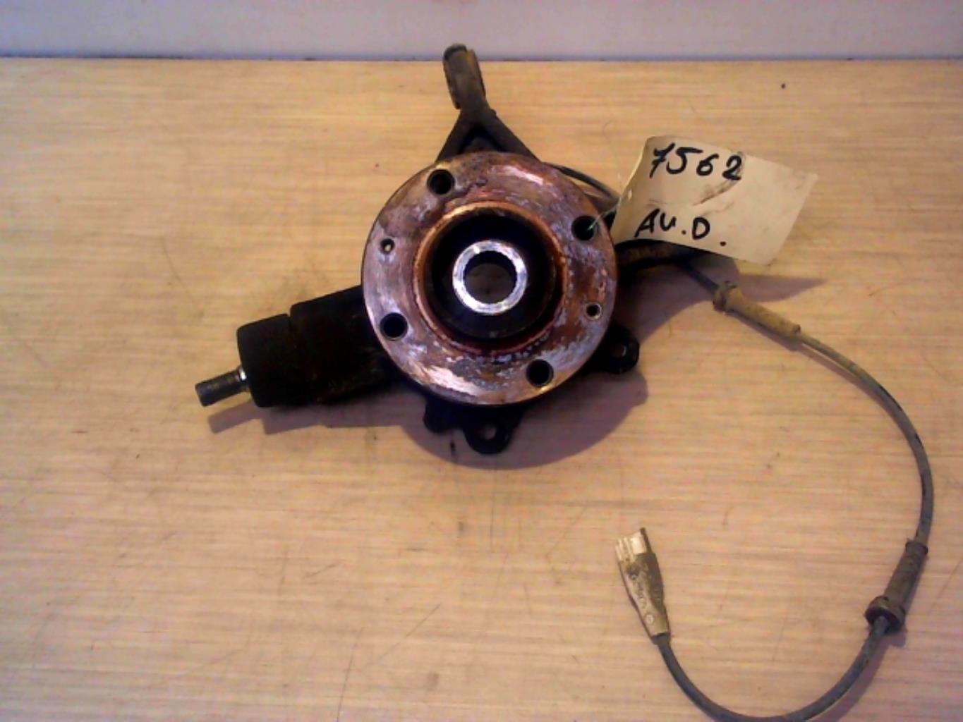 Moyeu avant droit CITROEN C4 1 PHASE 1 COUPE Diesel - 1