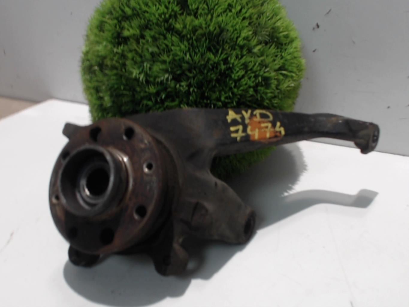 Moyeu avant droit RENAULT R25 PHASE 1 Diesel - 1