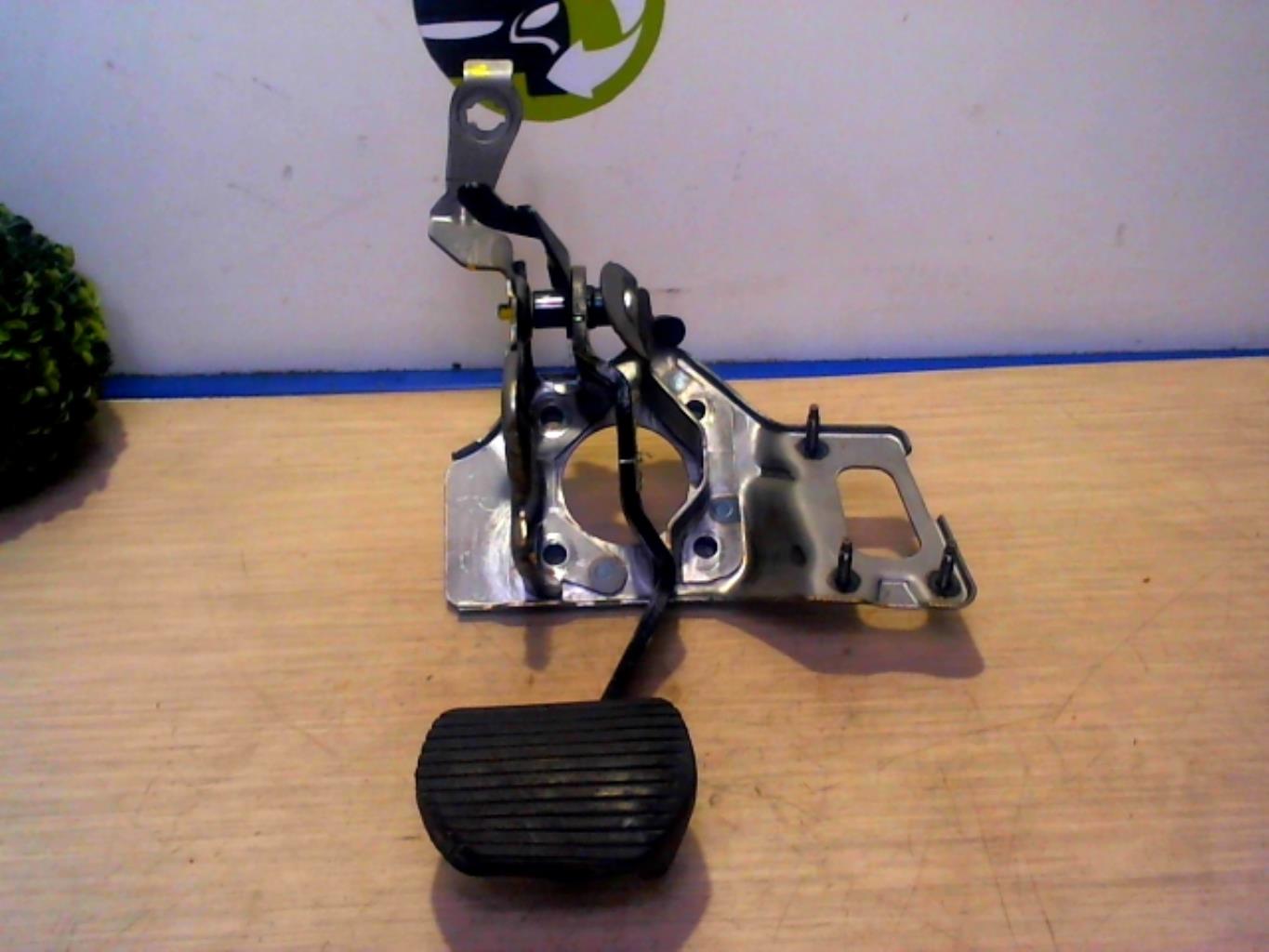 Pedale de frein CITROEN C4 PICASSO 1 Diesel - 1