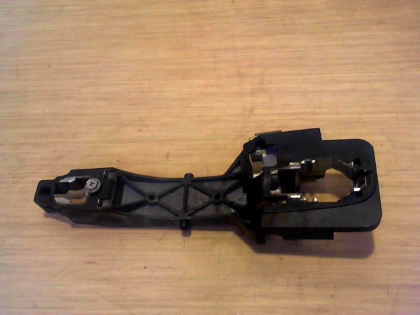 Support poignee porte avant gauche KIA CEE-D 1 PHASE 1 Diesel - 1