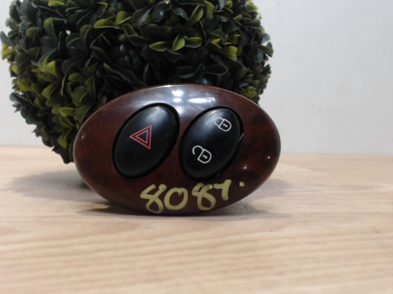 Bouton de warning ROVER 75 PHASE 1 Diesel - 1