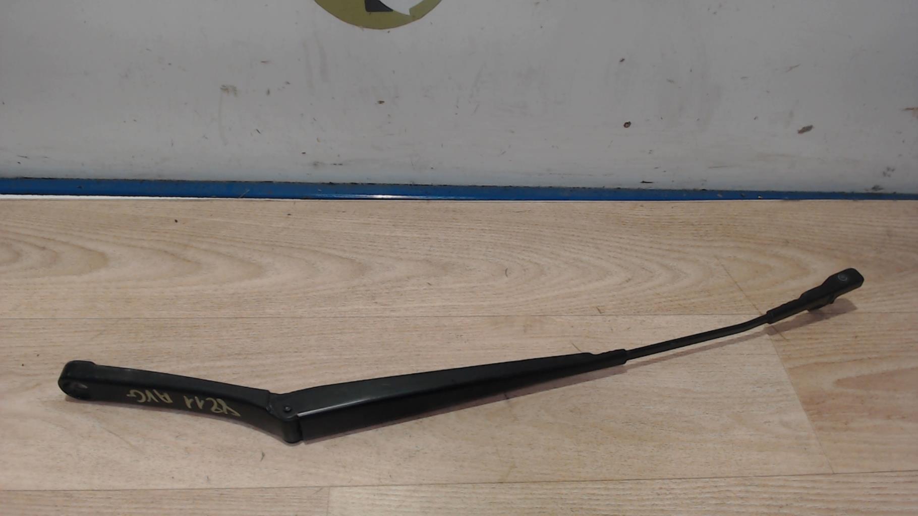 Bras essuie glace avant gauche AUDI A3 2 PHASE 1 Diesel - 1