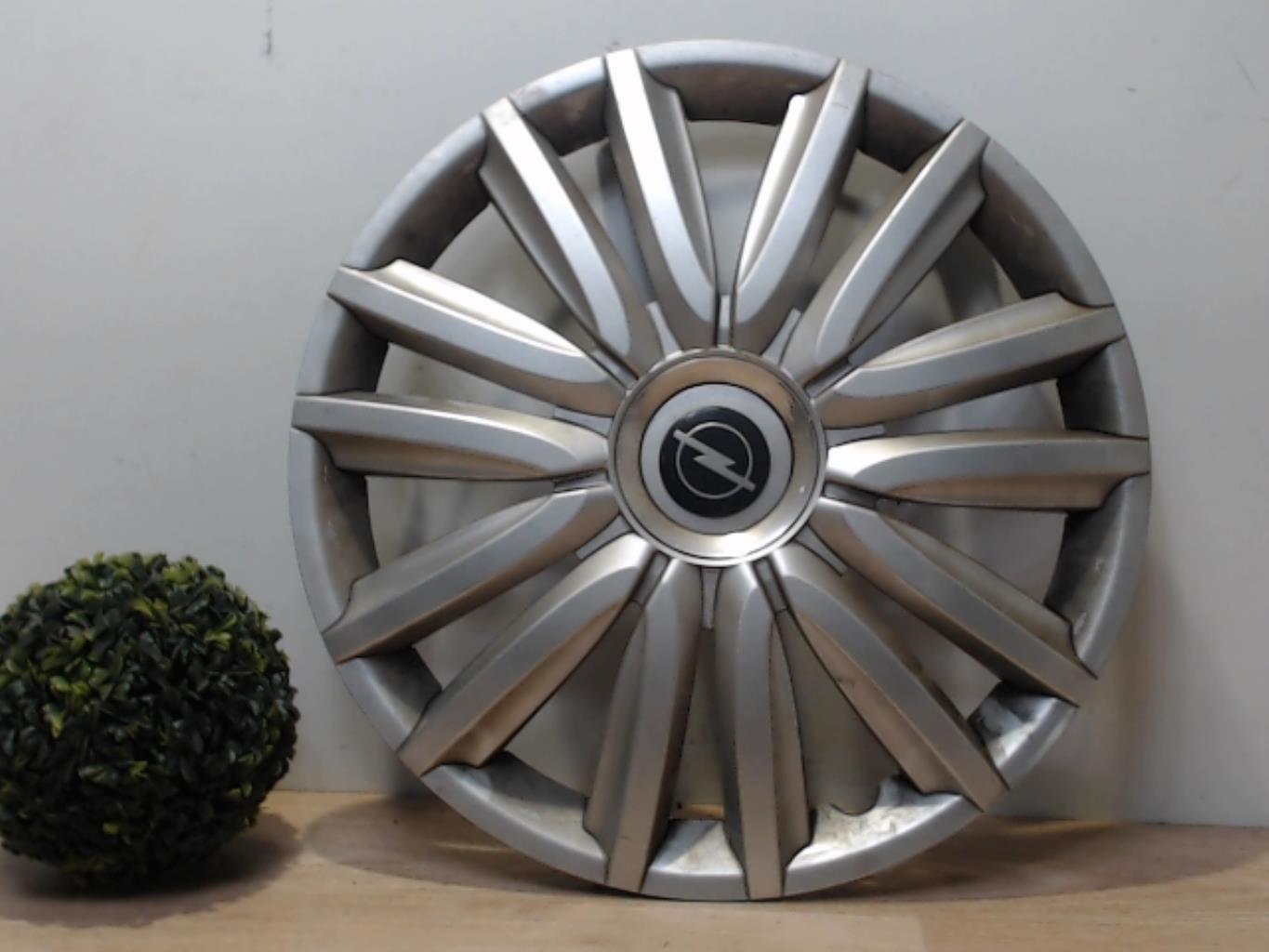 Enjoliveur OPEL ASTRA H PHASE 1 Essence - 1