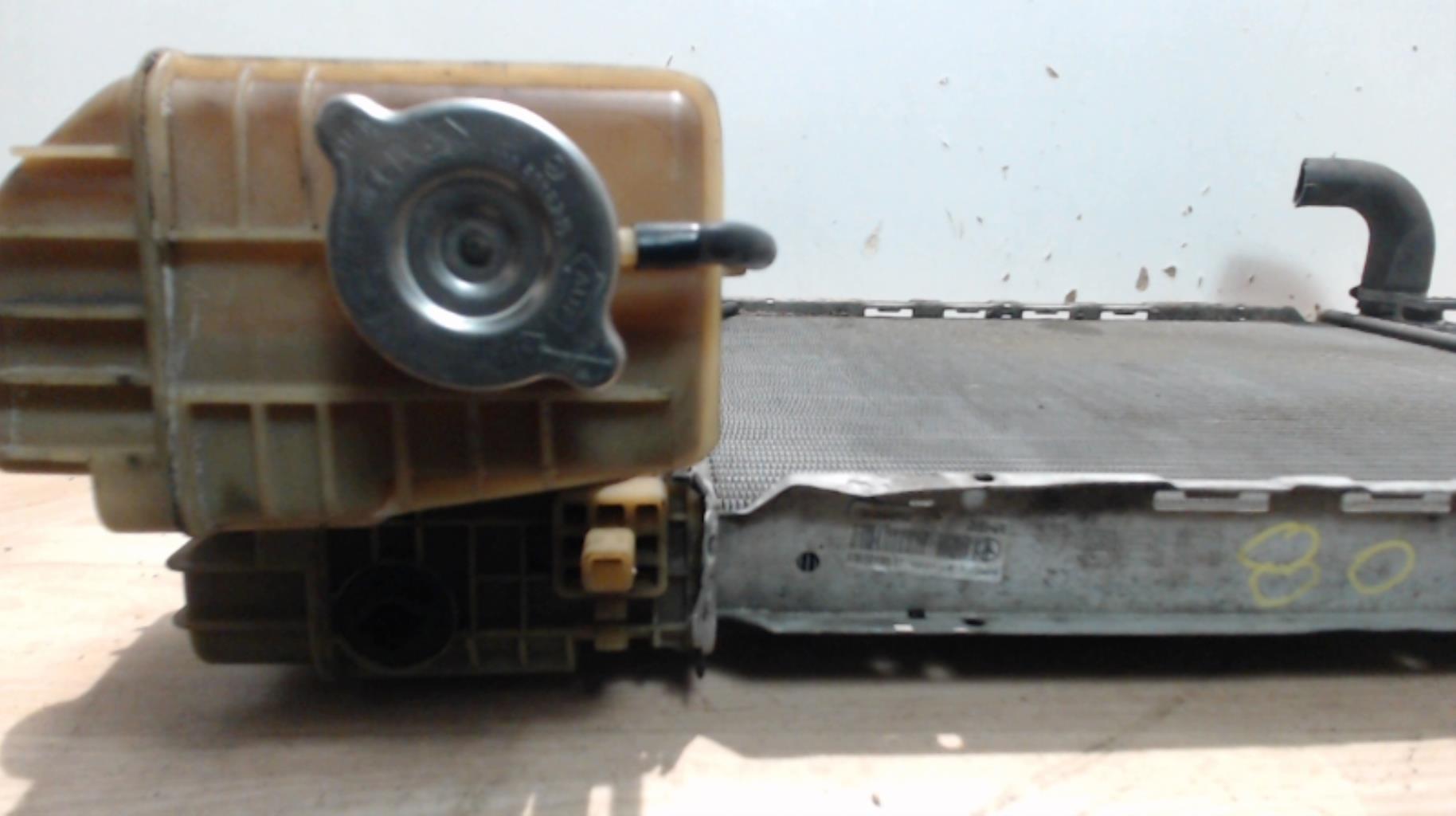 Radiateur eau MERCEDES VITO 638 Diesel - 1
