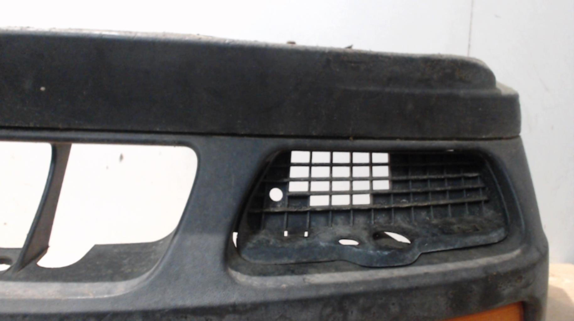 Pare choc avant VOLKSWAGEN GOLF Essence - 1
