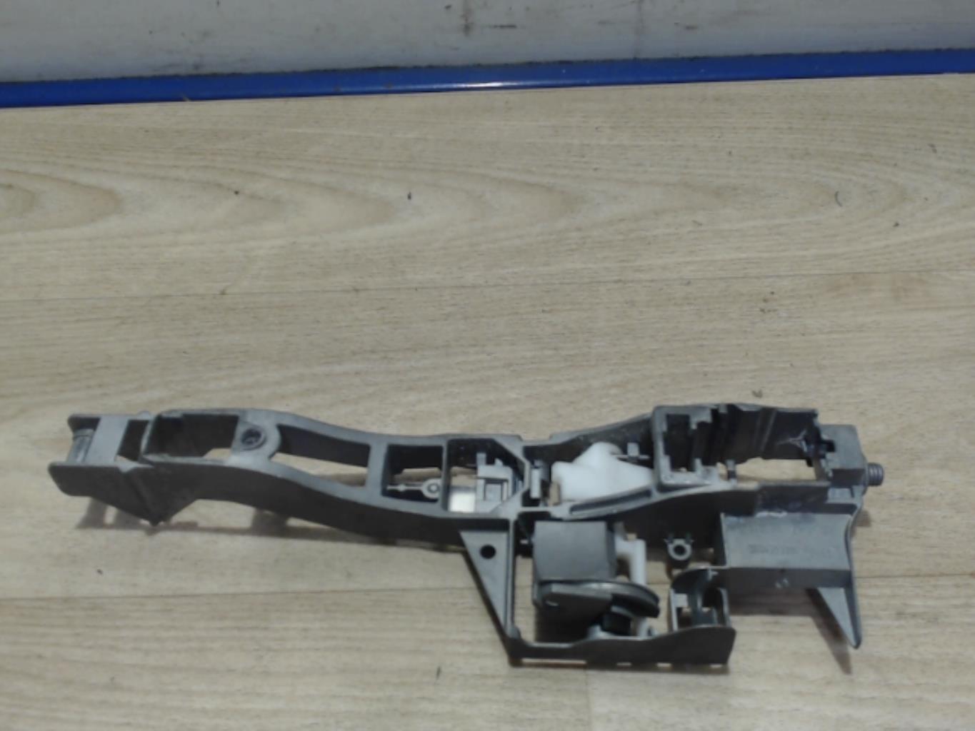 Support poignee porte avant droite CITROEN C3 2 PHASE 1 Diesel - 1