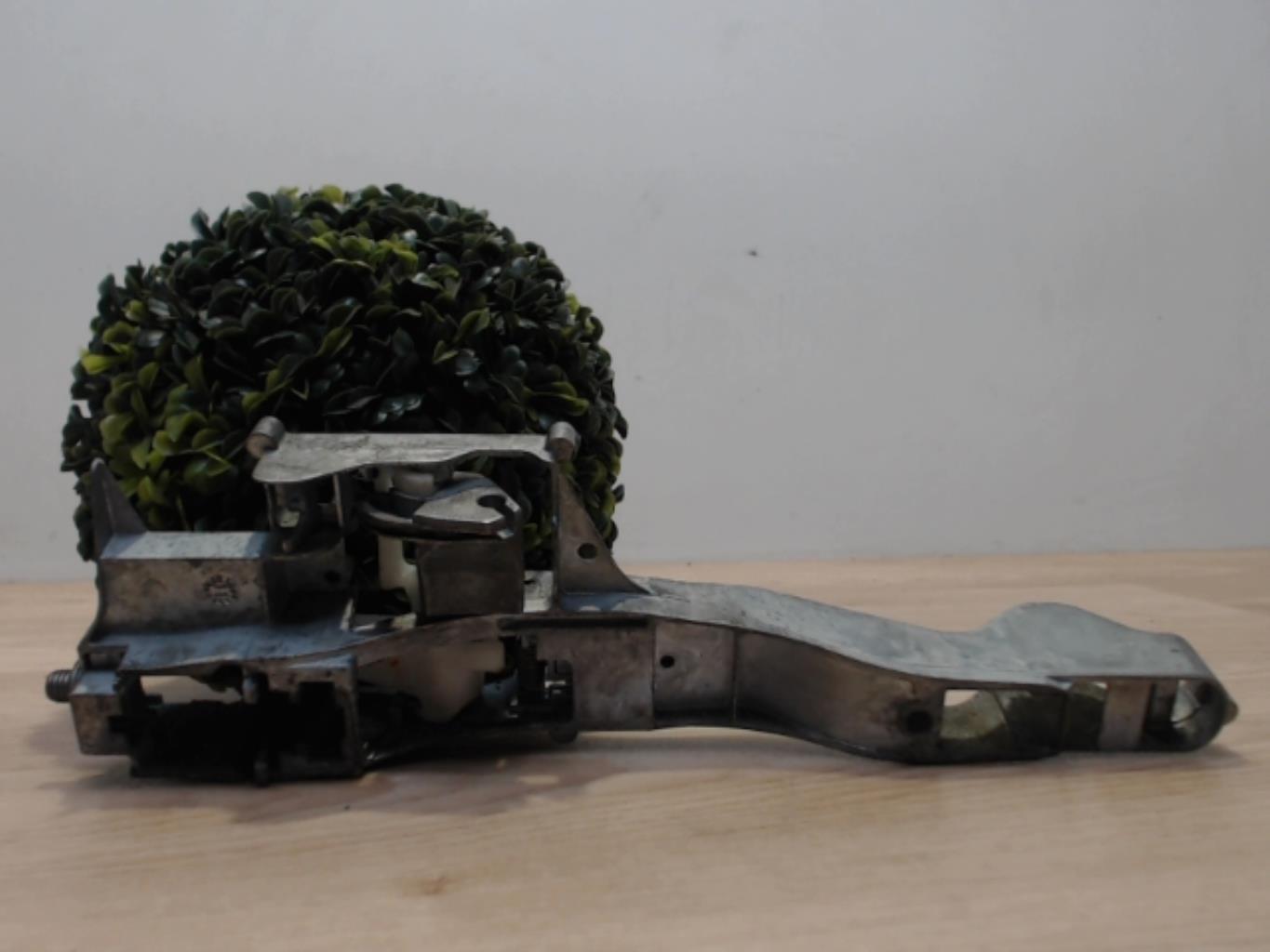 Support poignee porte avant droite PEUGEOT 207 PHASE 2 Diesel - 1