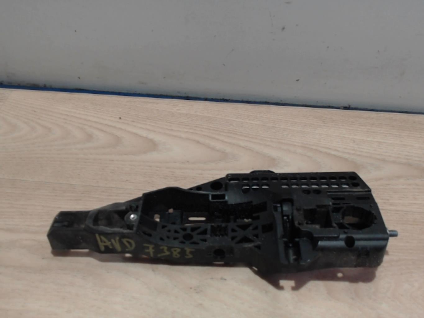 Support poignee porte avant droite RENAULT CLIO 4 PHASE 1 Diesel - 1