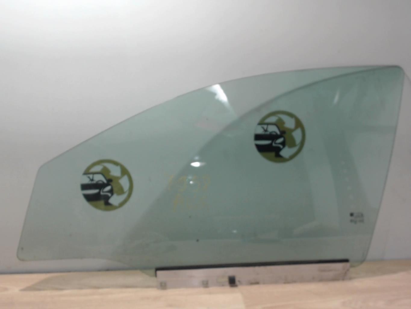 Vitre avant gauche OPEL ASTRA H PHASE 1 Essence - 1
