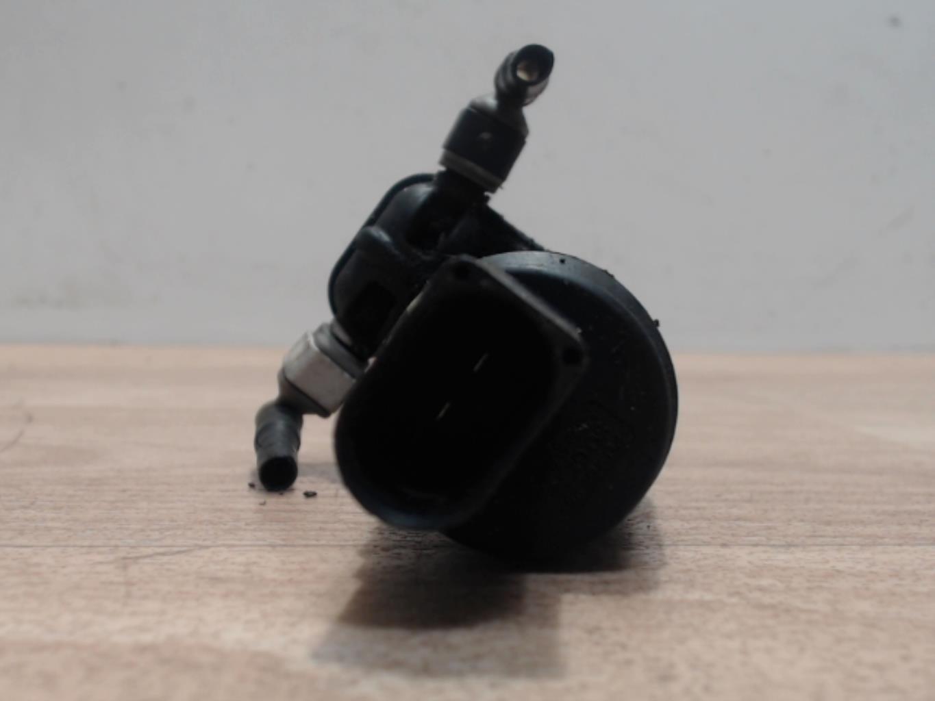 Pompe lave phares VOLKSWAGEN GOLF PLUS PHASE 1 Diesel - 1