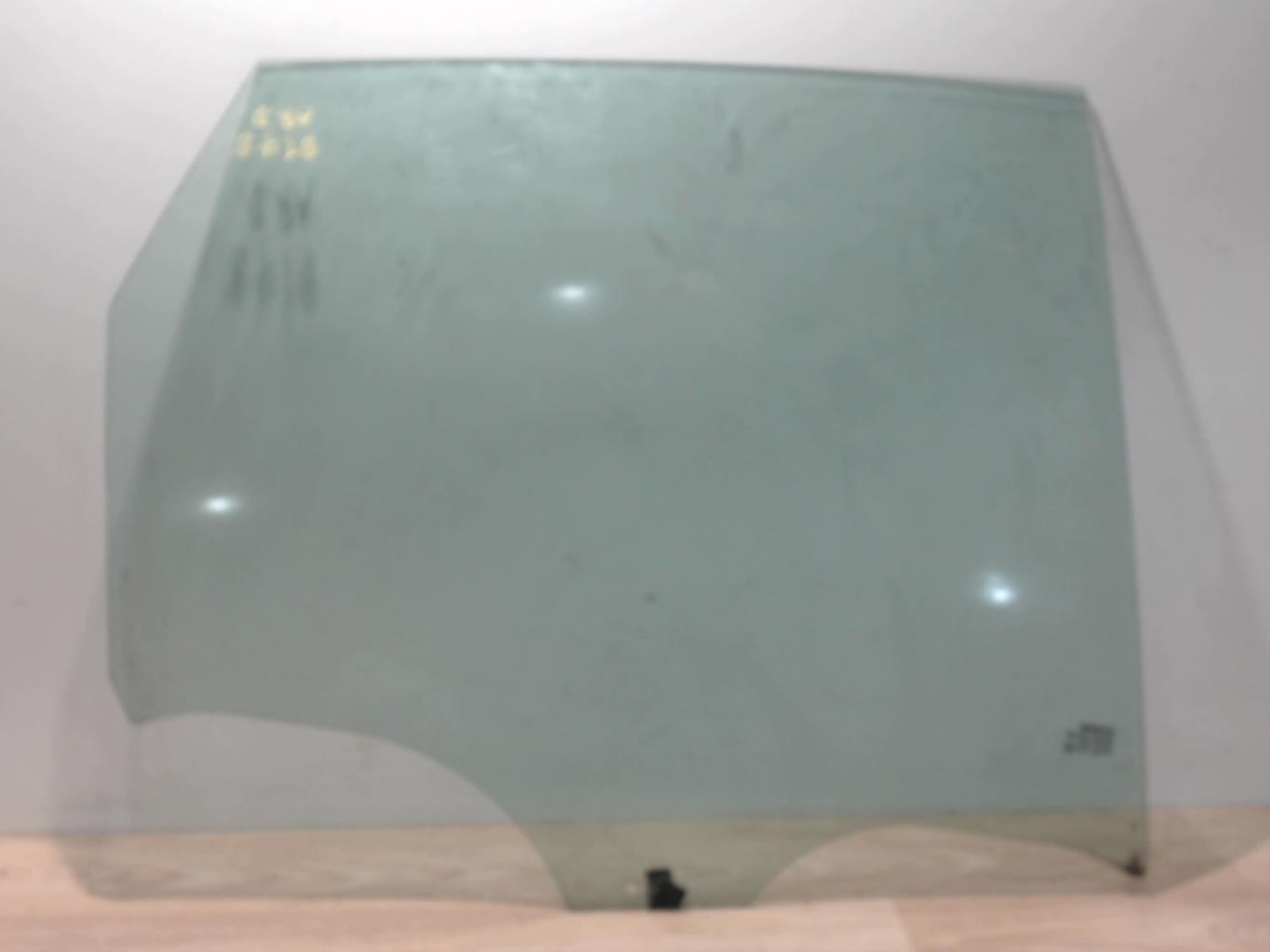 Vitre arriere droit RENAULT SCENIC 2 PHASE 1 Diesel - 1