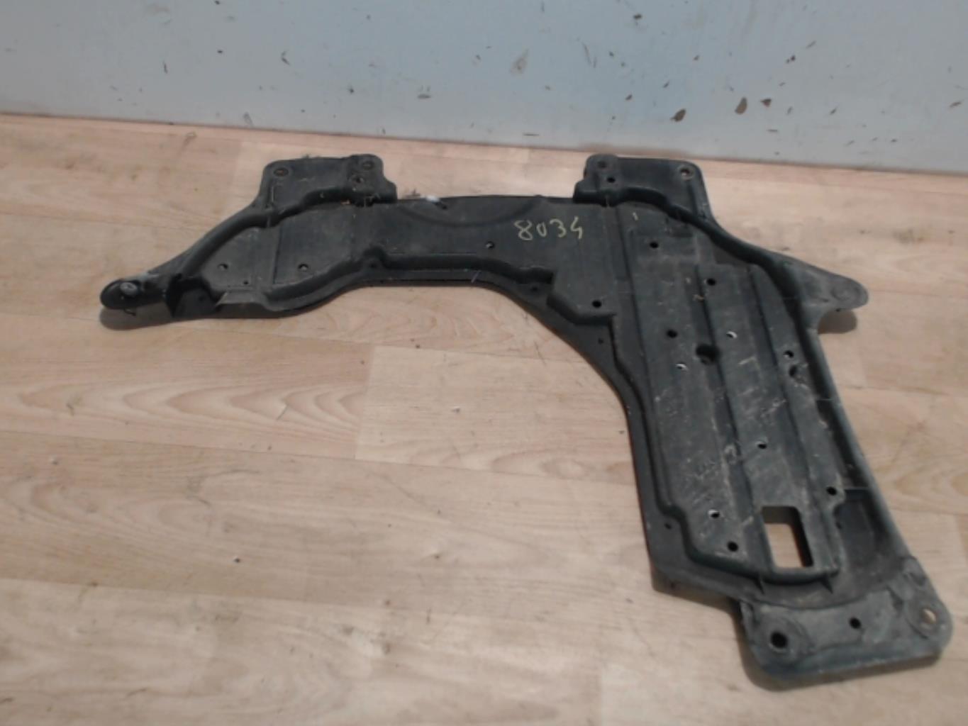 Cache sous moteur TOYOTA IQ Diesel - 1
