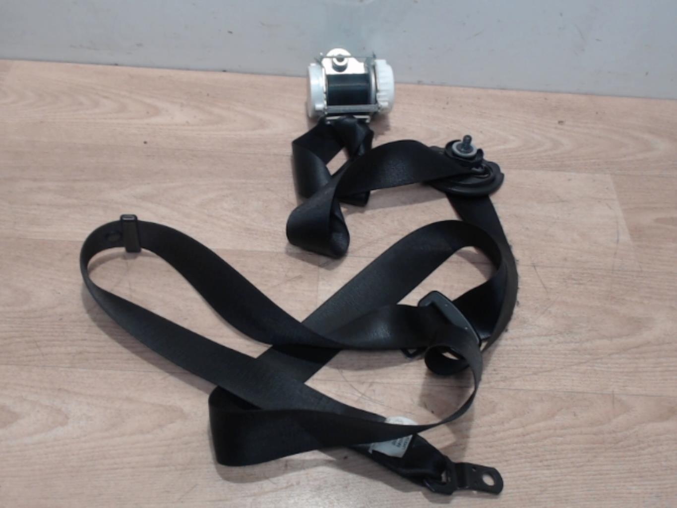 Ceinture avant gauche BMW X3 E83 PHASE 2 Diesel - 1