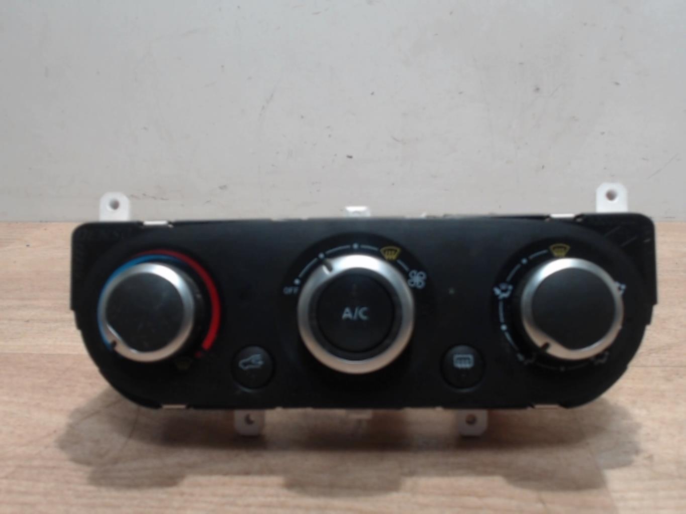 Commande chauffage RENAULT CLIO 4 PHASE 2 Diesel - 1