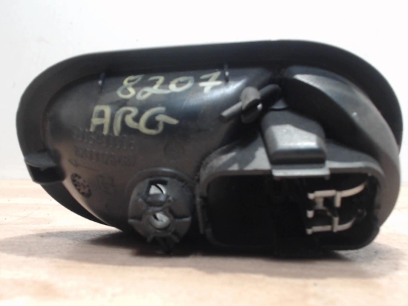 Poignee interieur arriere gauche RENAULT SCENIC 2 PHASE 1 Diesel - 1