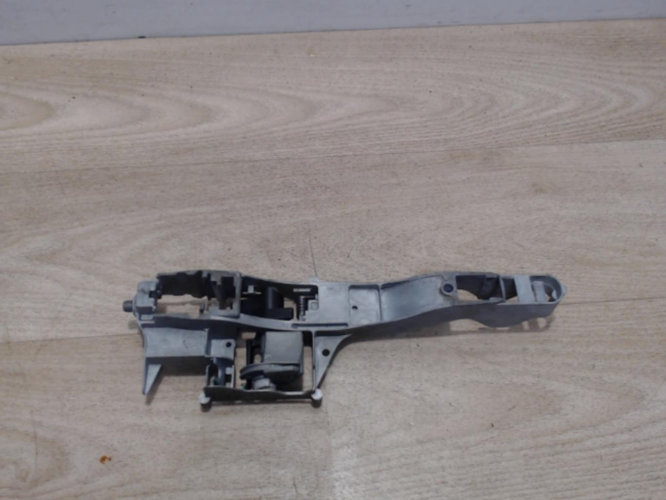 Support poignee porte arriere gauche CITROEN C5 2 BREAK Diesel - 1