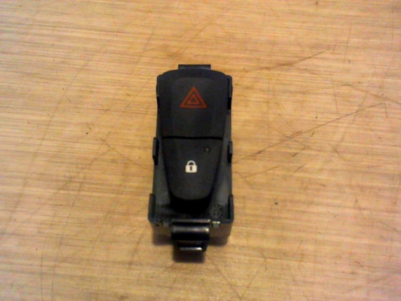 Bouton de warning DACIA DOKKER PHASE 1 Essence - 1