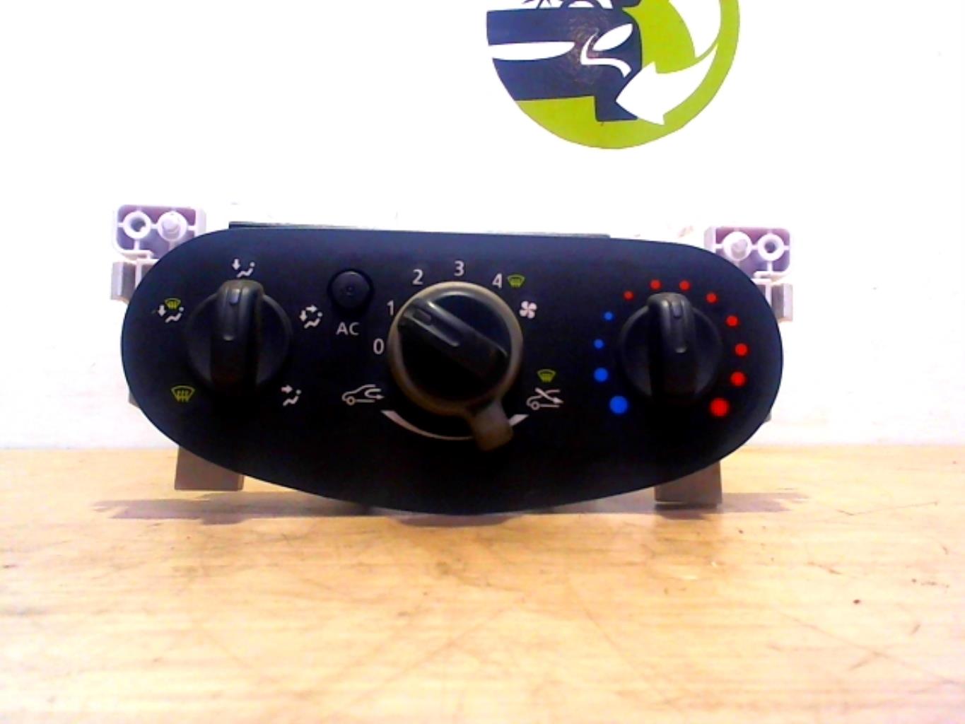 Commande chauffage DACIA DUSTER 1 PHASE 1 Diesel - 1