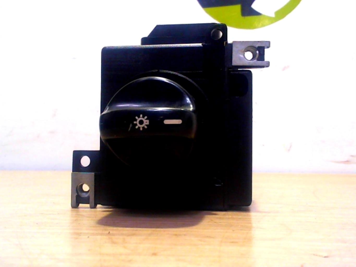 Commande de phare MERCEDES CLASSE A 168 PHASE 2 Diesel - 1