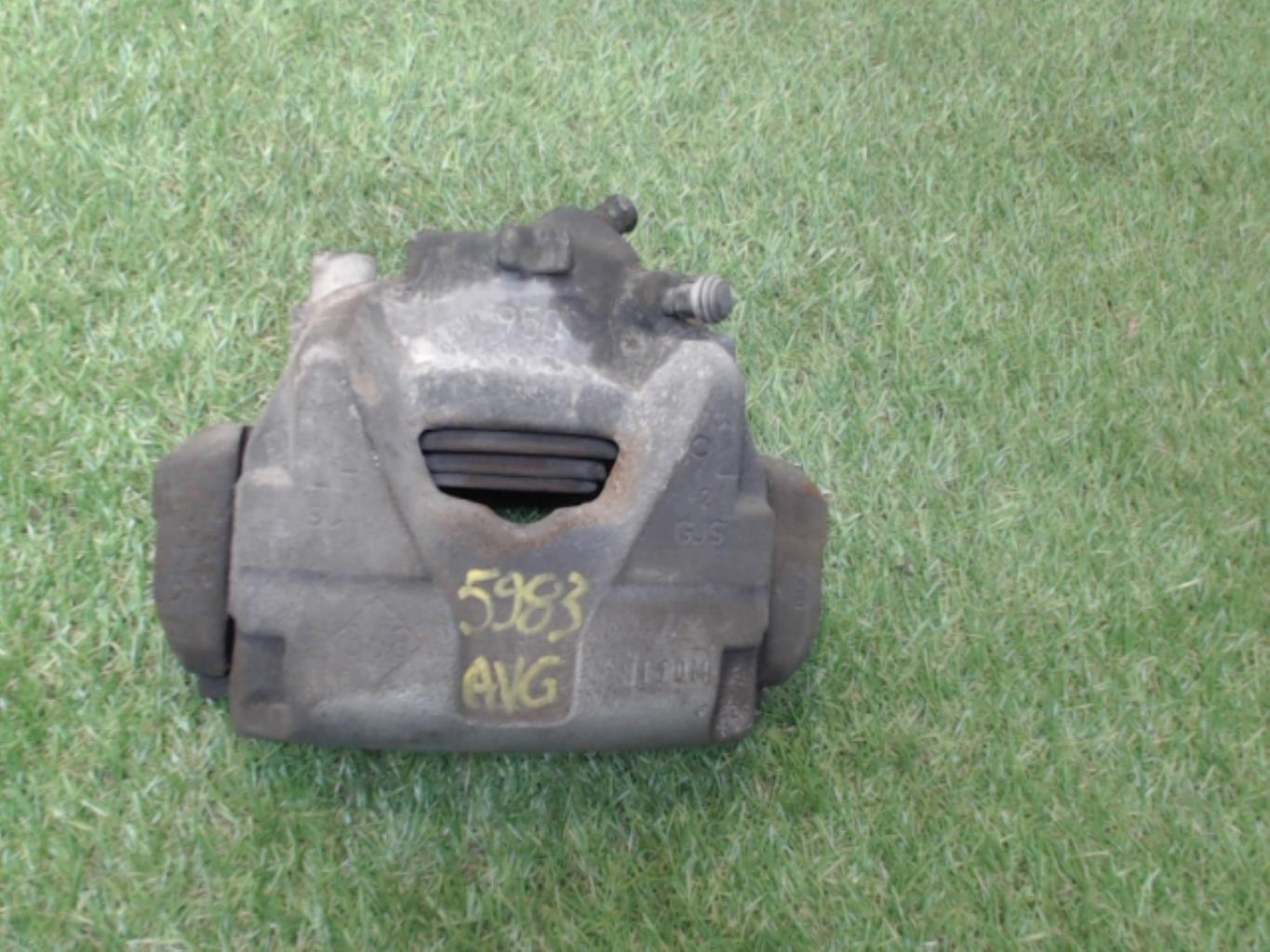 Etrier avant gauche (freinage) DACIA DUSTER 1 PHASE 1 Diesel - 1