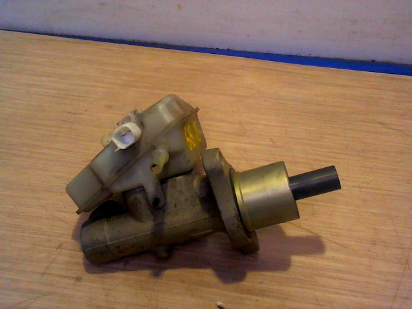 Maitre cylindre (freinage) FORD C-MAX 1 PHASE 1 Diesel - 1