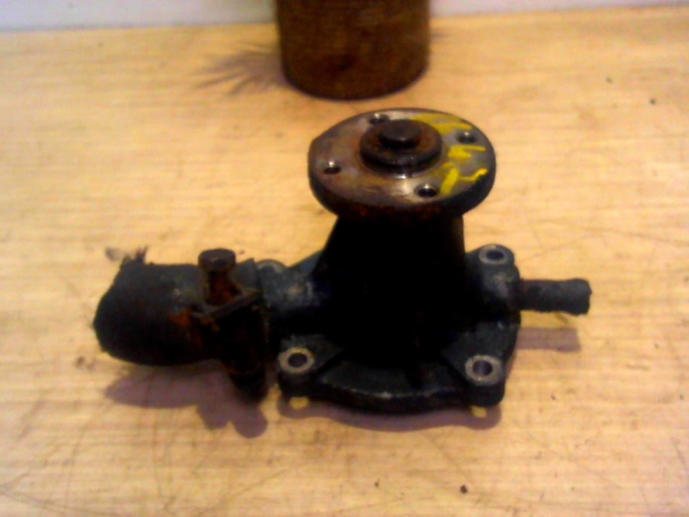 Pompe à eau AIXAM A540 Diesel - 1