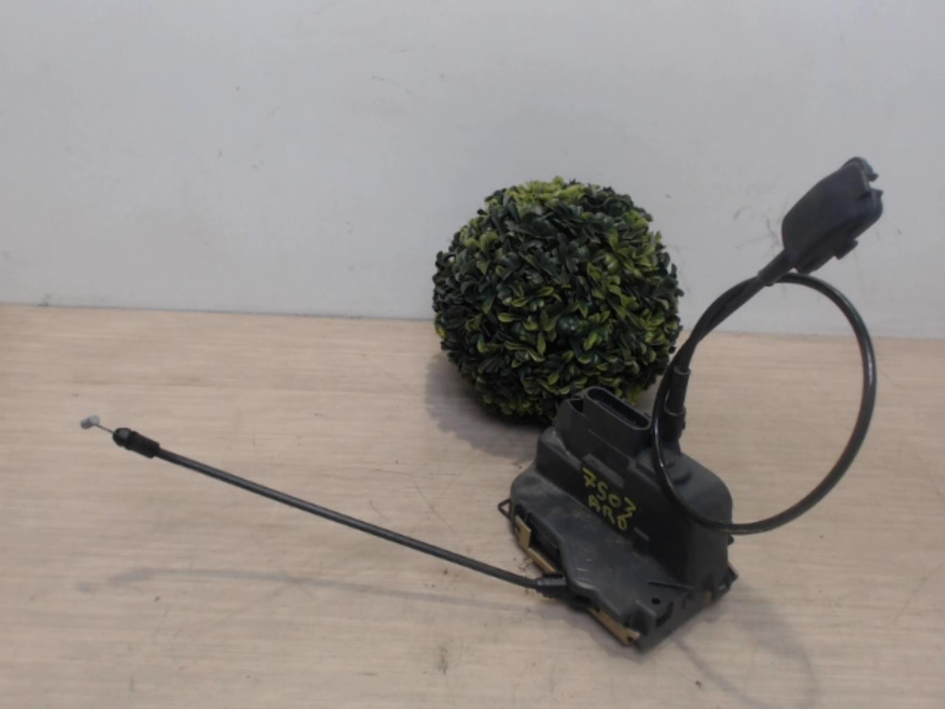 Serrure arriere droit RENAULT MEGANE 2 PHASE 1 BREAK Diesel - 1