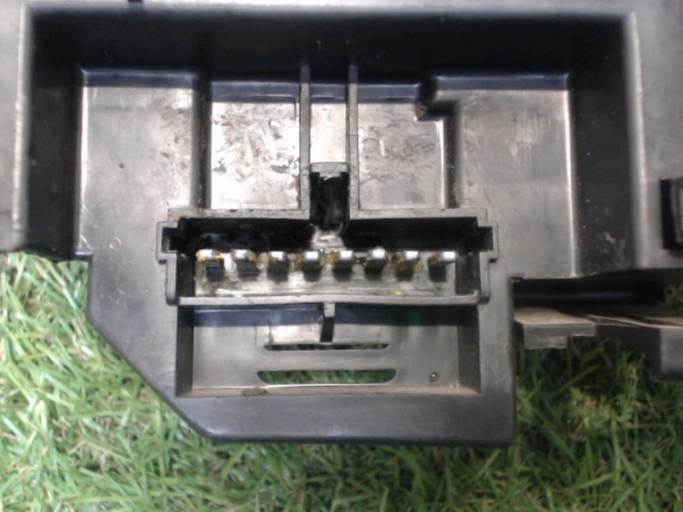 Paltine Feu Arrière Droite Ou Gauche Pour Renault R19 - Marque Scintex, Occasion, Fonctionnelle