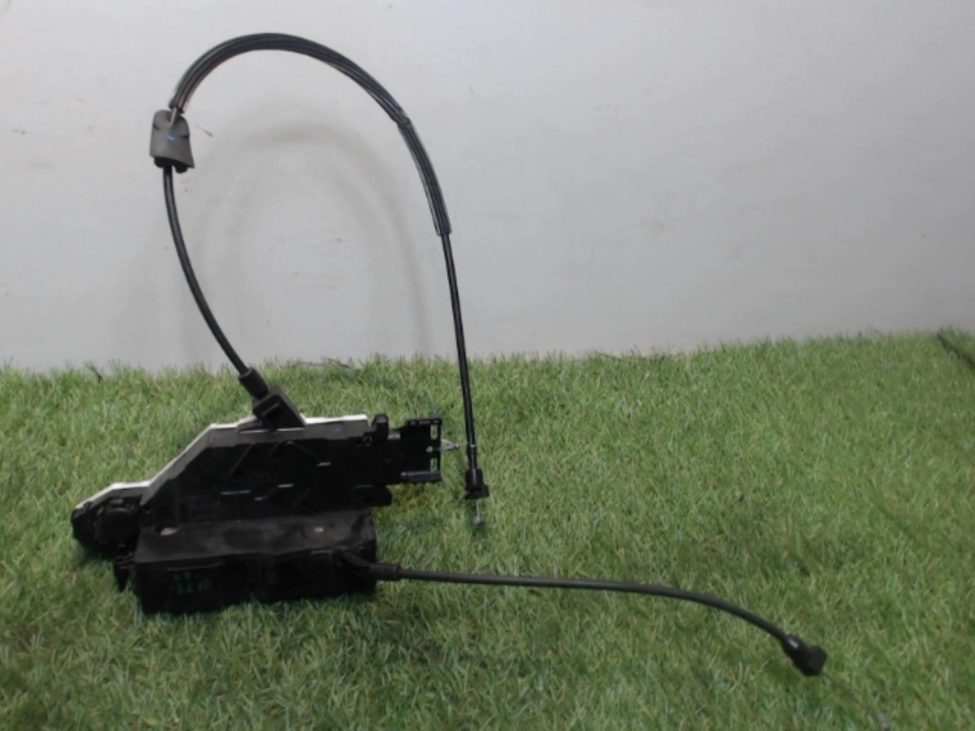 Serrure avant droit PEUGEOT 207 PHASE 2 Diesel - 1