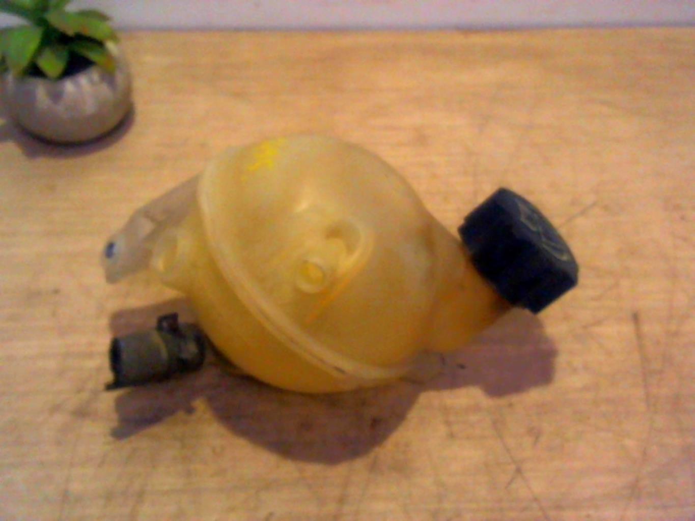 Vase d'expansion CITROEN C4 1 PHASE 1 Diesel - 1