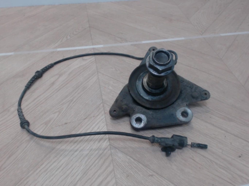 Moyeu arriere gauche RENAULT SCENIC 3 PHASE 2 Diesel - 1