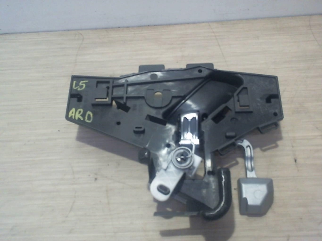 Poignee interieur arriere droit CITROEN C5 1 PHASE 1 Diesel - 1