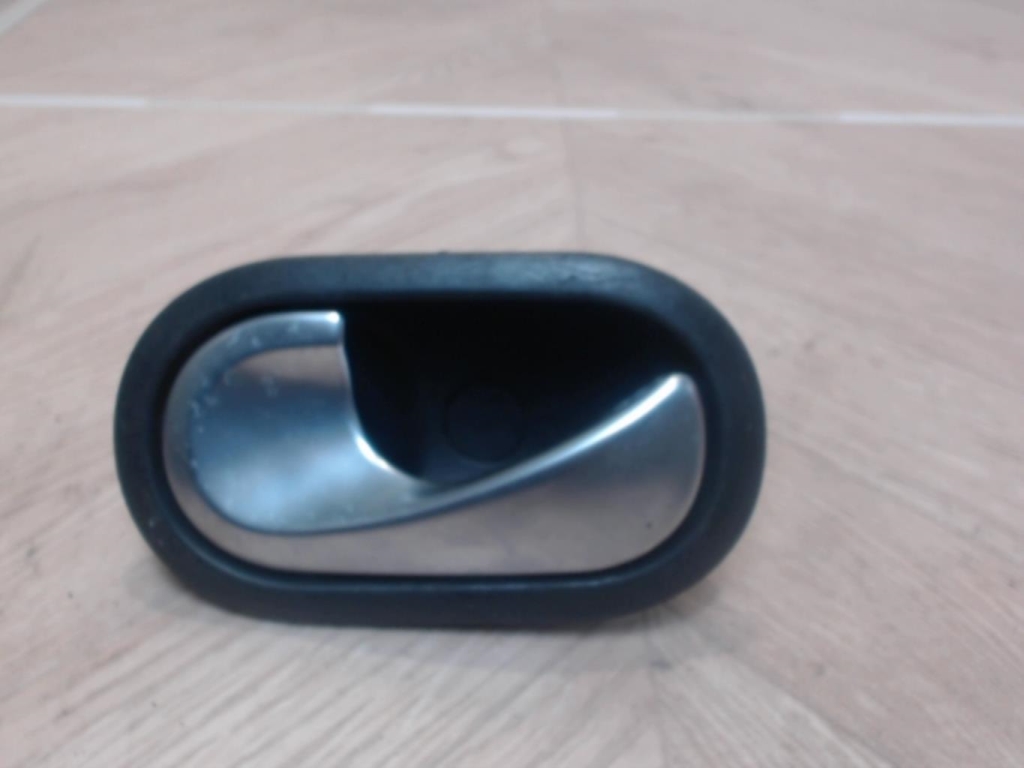 Poignee interieur avant droit RENAULT SCENIC 2 PHASE 1 Diesel - 1