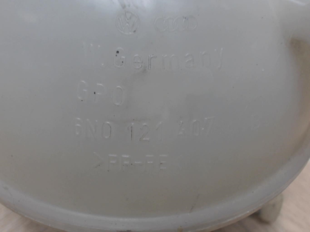 Vase d'expansion VOLKSWAGEN POLO 3 PHASE 2 Diesel - 1