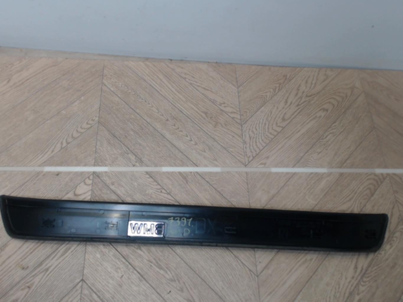 Baguette de porte avant droite BMW SERIE 3 E90 PHASE 1 Diesel - 1
