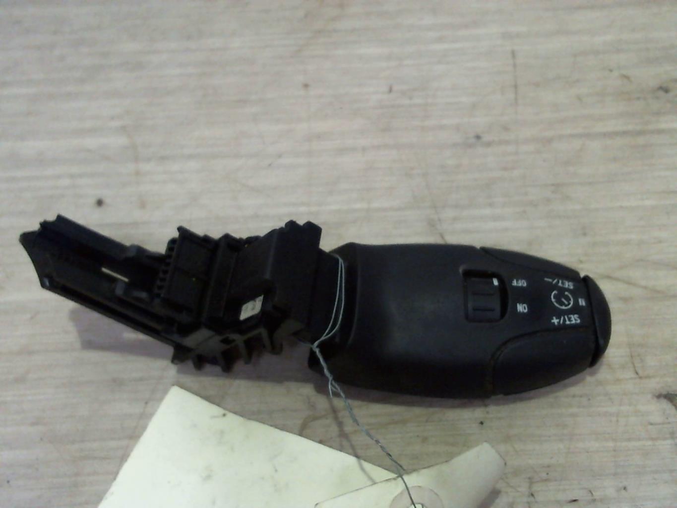Commande regulateur vitesse PEUGEOT 407  - 1