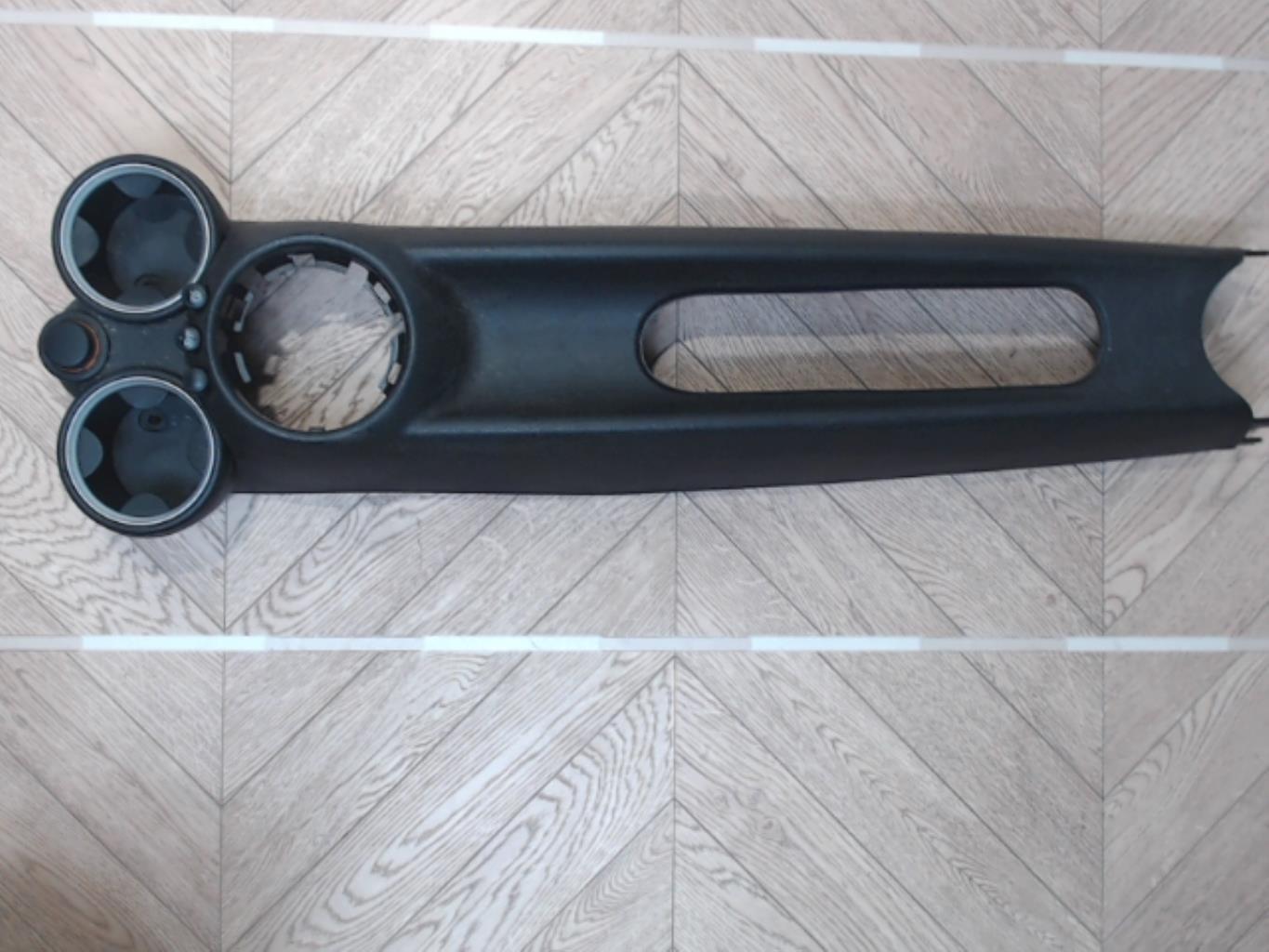 Console central (interieur plastique) MINI MINI 2 R55 CLUBMAN PHASE 1 BREAK Essence - 1