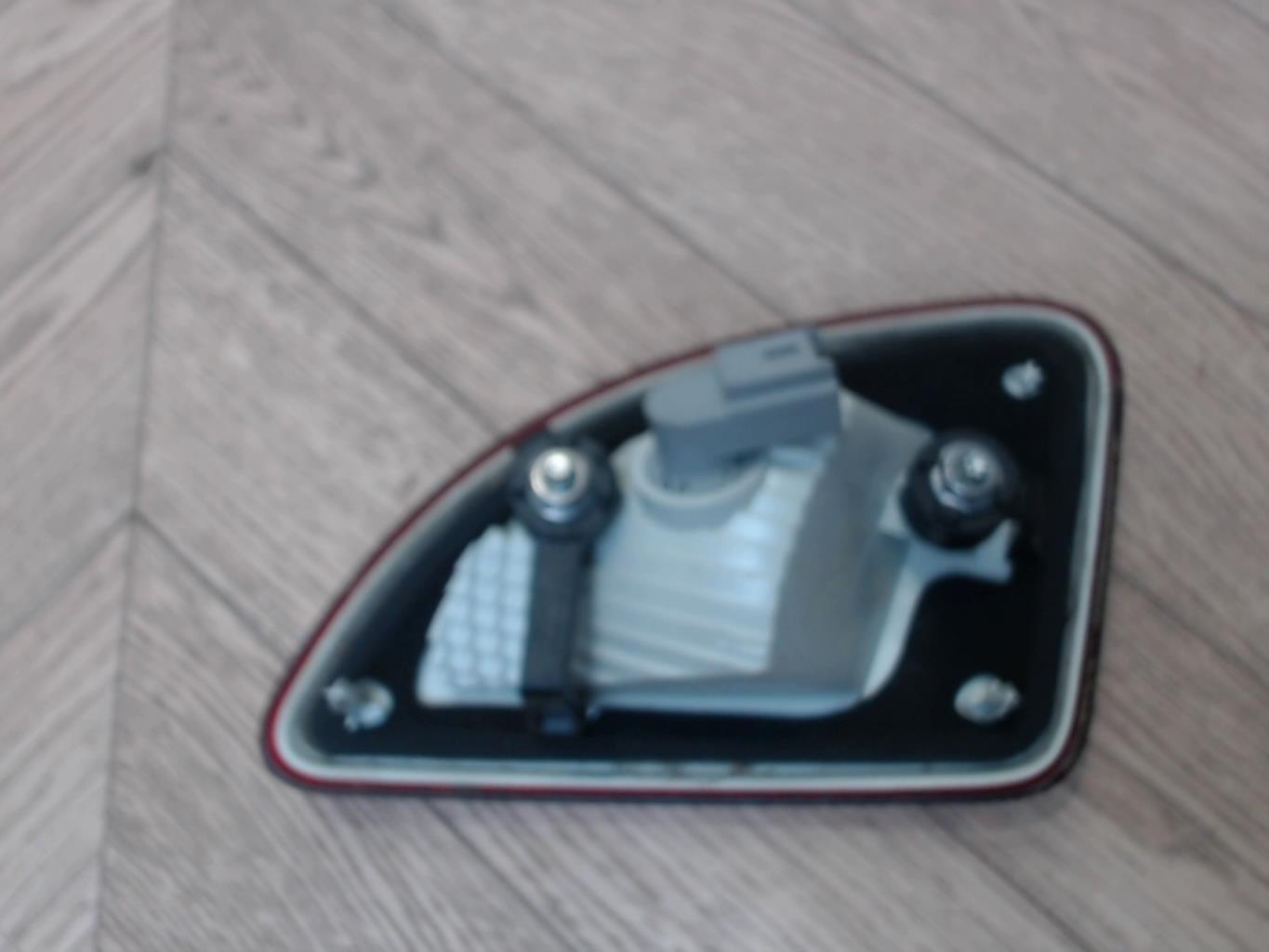 Feu arriere secondaire droit (feux) RENAULT TWINGO 2 PHASE 2 Diesel - 1