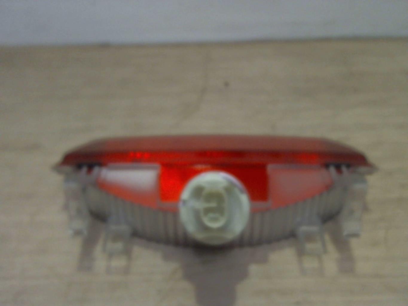 Feu arriere stop central NISSAN MICRA 3 PHASE 1 Essence - 1
