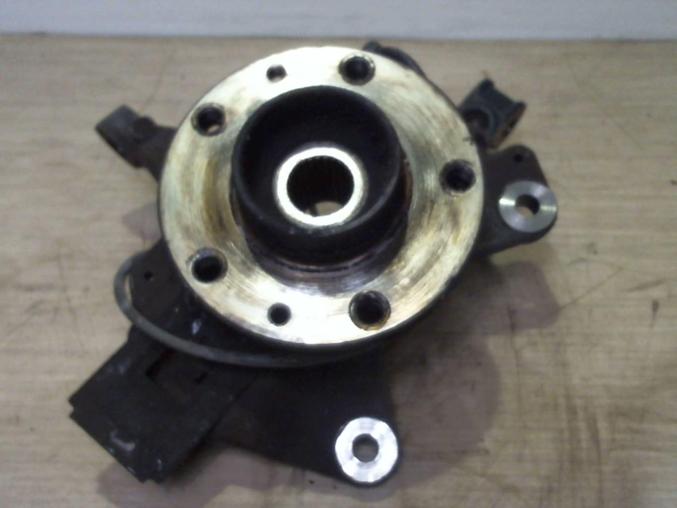 Moyeu avant droit RENAULT MEGANE 3 PHASE 2 Diesel - 1