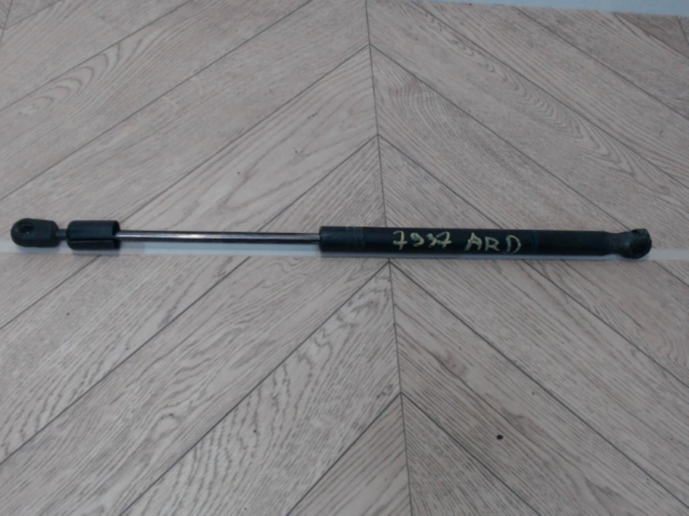 Verin de coffre droit OPEL ASTRA H PHASE 1 Diesel - 1