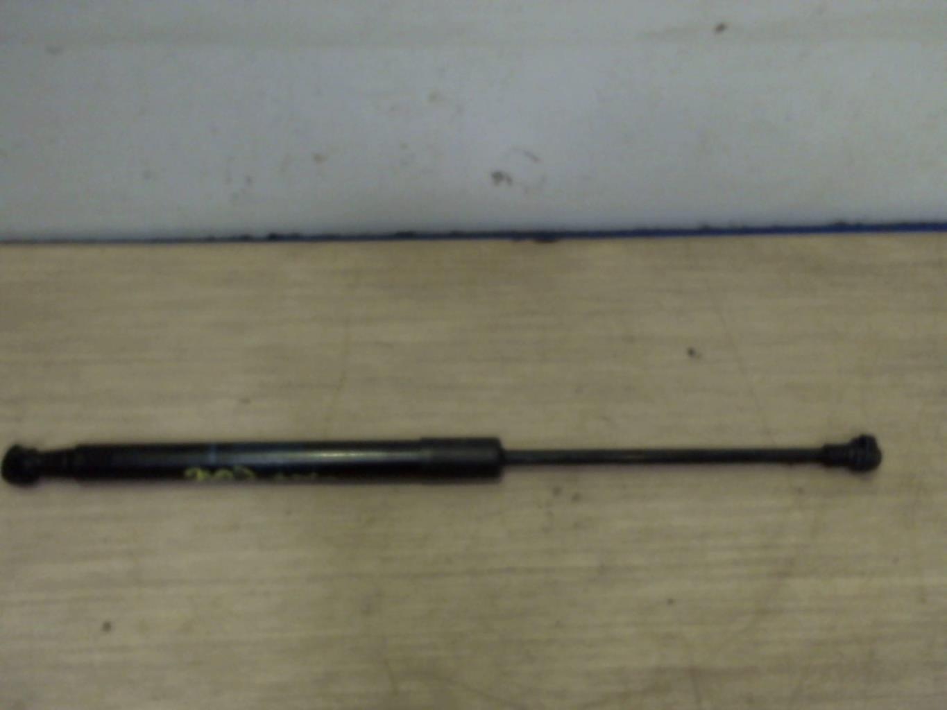 Verin de coffre gauche RENAULT TWINGO 2 PHASE 1 Essence - 1