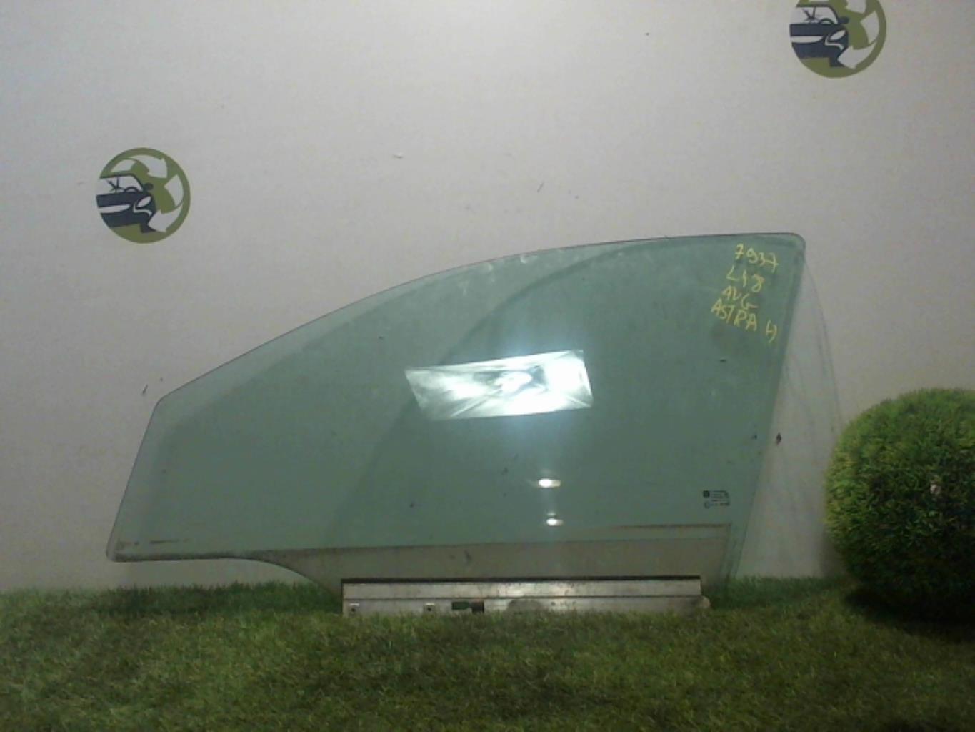 Vitre avant gauche OPEL ASTRA H PHASE 1 Diesel - 1