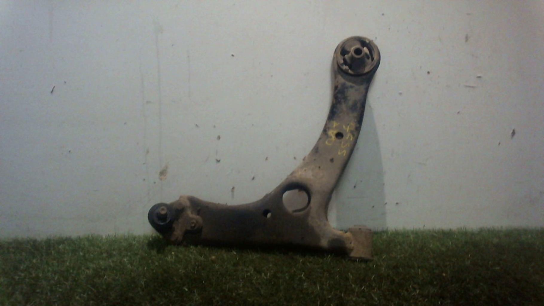 Triangle avant droit TOYOTA COROLLA 10 PHASE 1 Essence - 1