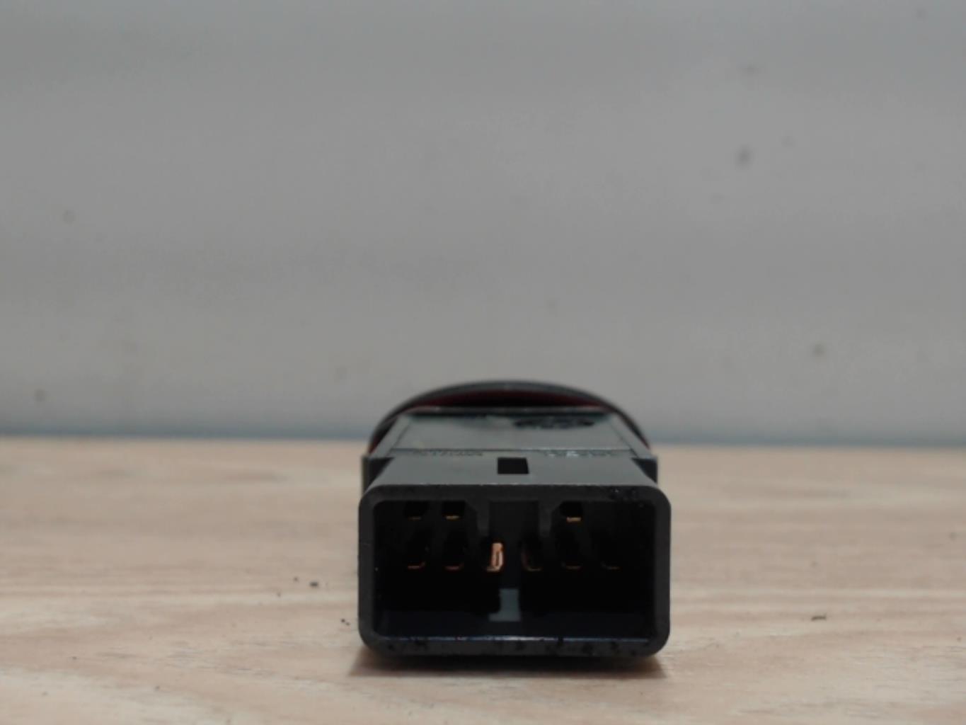 Bouton de warning DAEWOO MATIZ 1 Essence - 1
