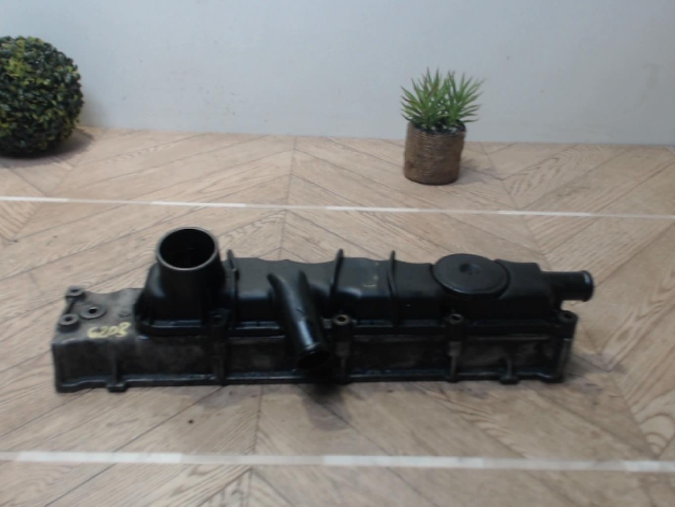 Cache culbuteur RENAULT SCENIC 1 PHASE 1 Diesel - 1