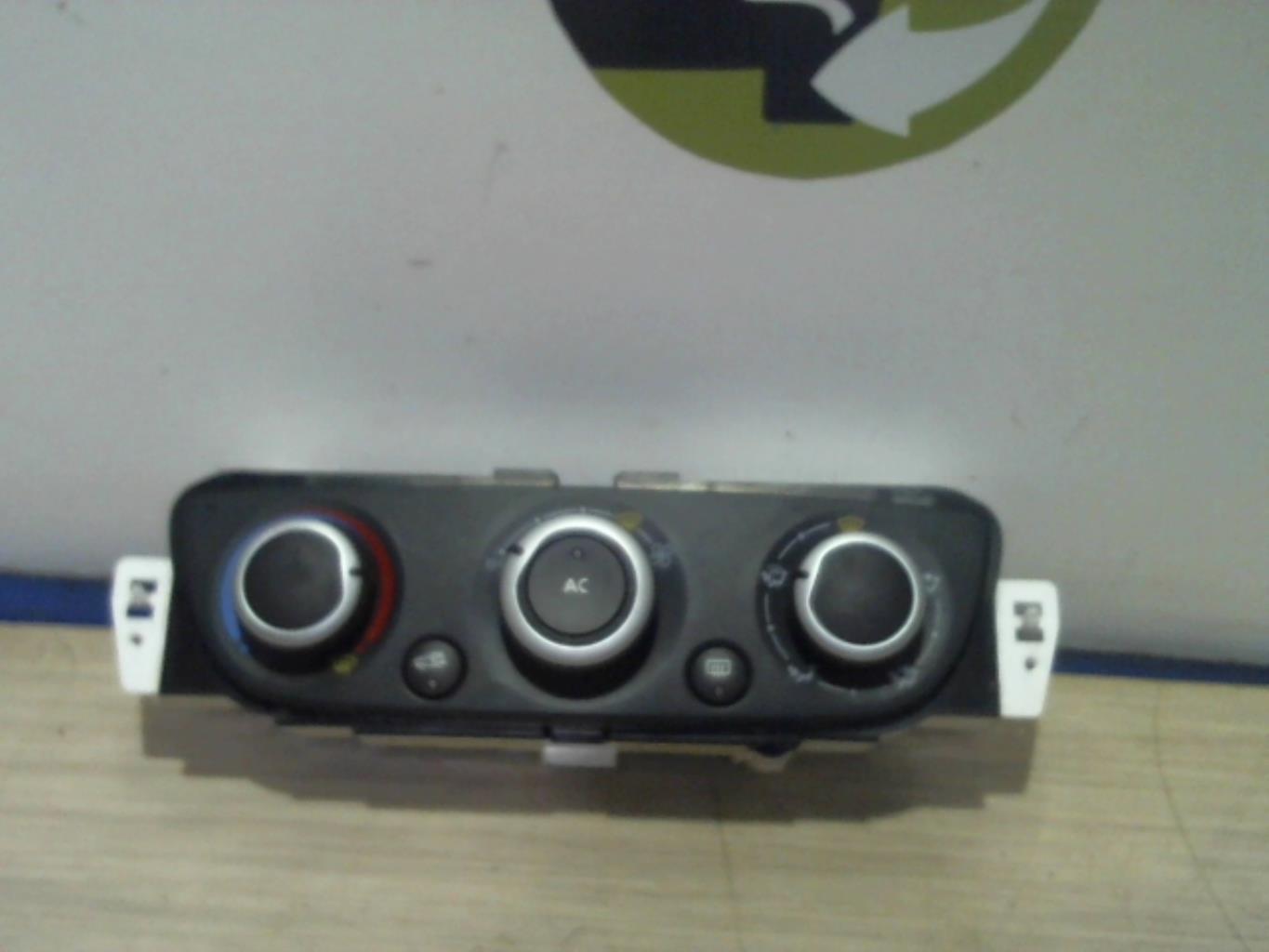 Commande chauffage RENAULT MEGANE 3 PHASE 2 Diesel - 1